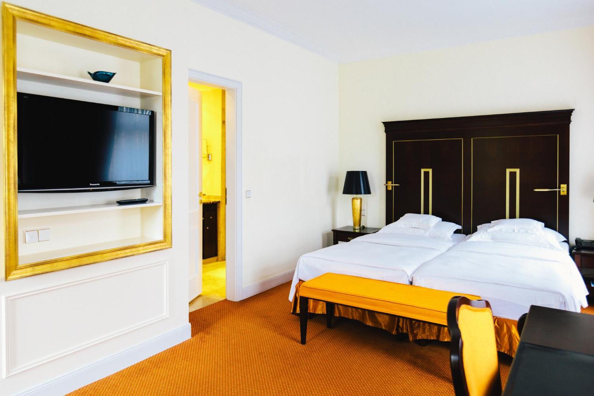 Relais & Chateaux Buelow Palais ドレスデン エクステリア 写真